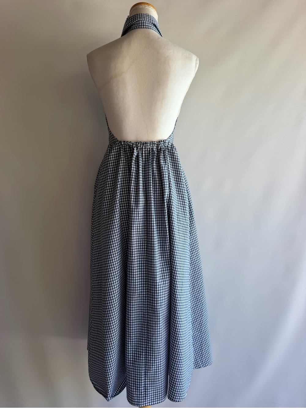 Olivaceous Halter neck Gingham Midi Dress - sz S - Picture 3 of 6